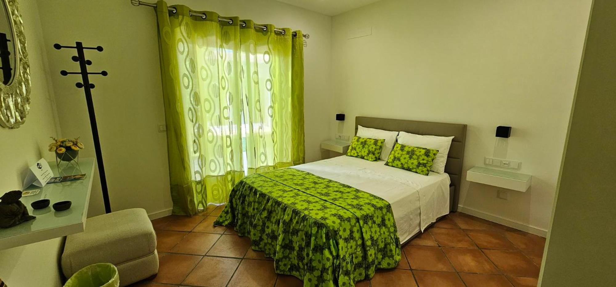 Lemon Tree Relaxing Guesthouse Lagos Eksteriør bilde